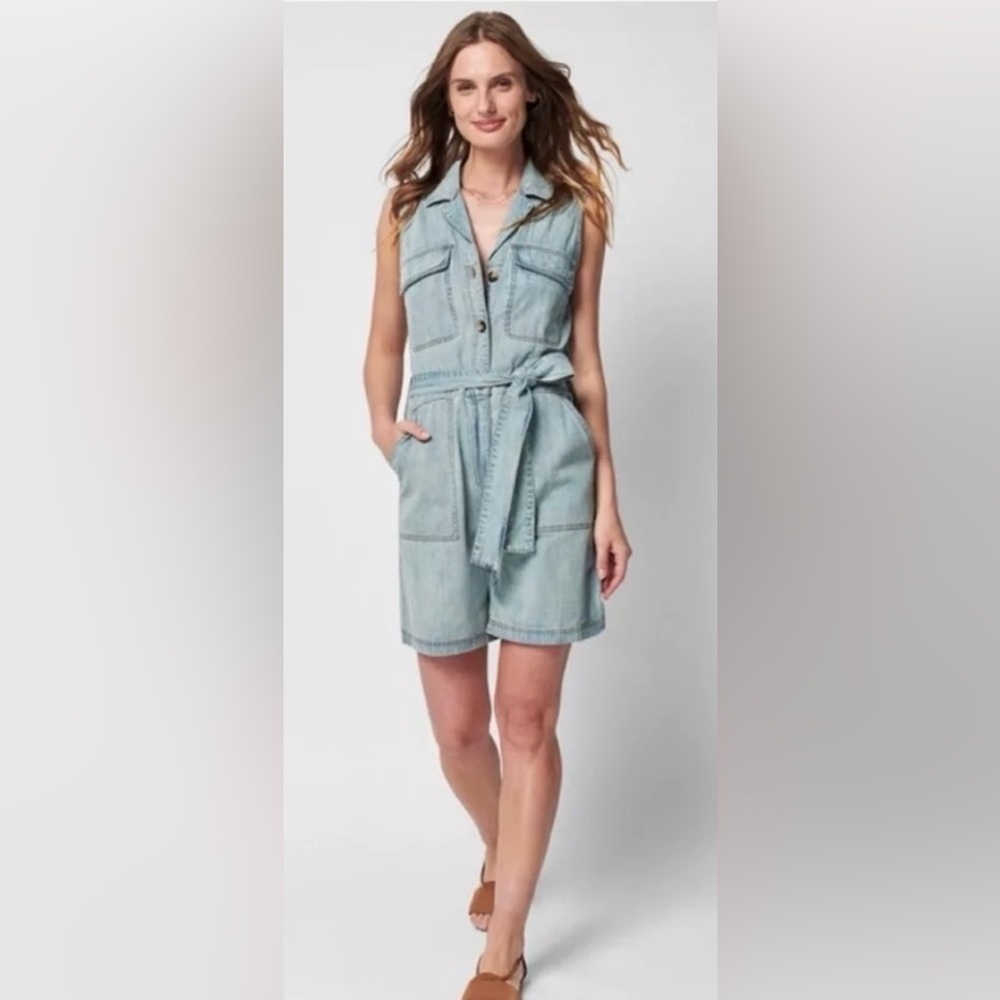 Faherty Women’s Romper Sun faded Jeans. Size M